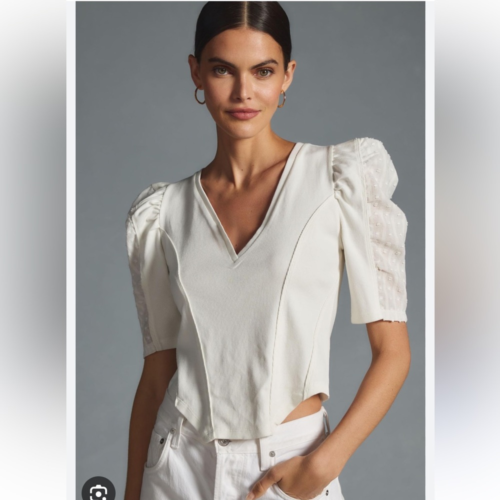 NWT Anthropologie puff sleeve structured v neck tee